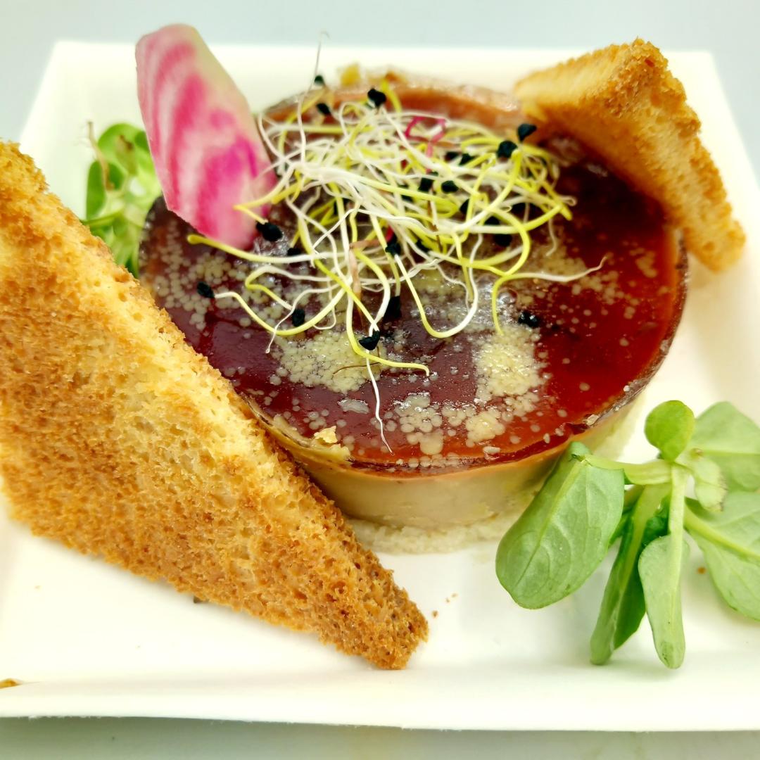 Gateau de foie gras plateau repas